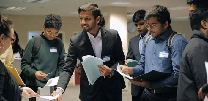 4 Job Search Tips for International Students and Professionals